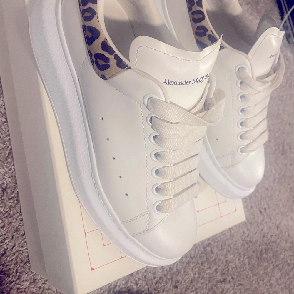 Alexander McQueen white/leopard sneakers